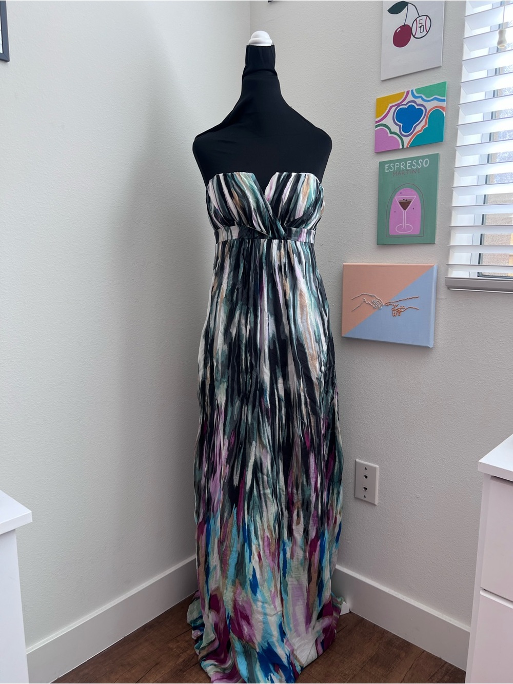 Silk Abstract Print Strapless Maxi – Laundry by Shelli Segal – Size 4